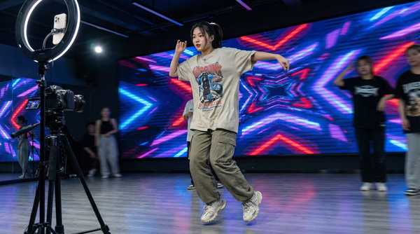 吃瓜网舞蹈视频